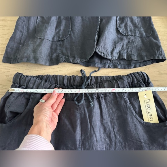 Italian 100% linen 2 piece set (pants and blazer)
Size XXL - Picture 14 of 16